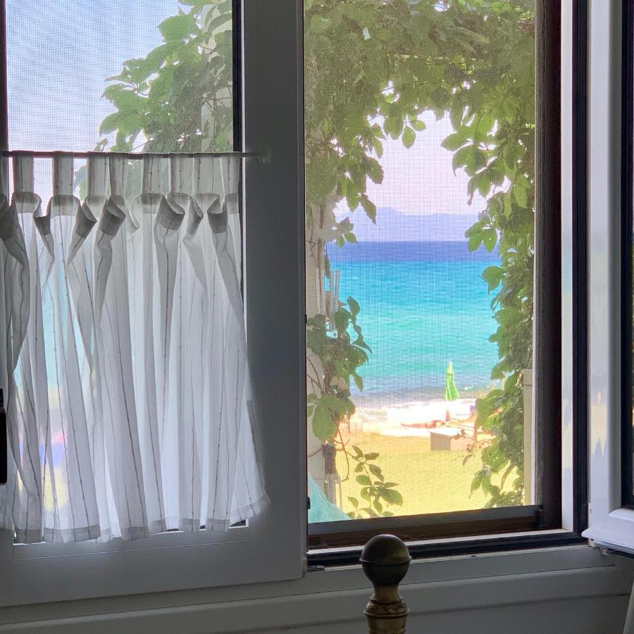 On The Beach Apartment Polychrono Esterno foto